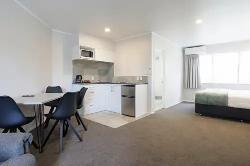 BKs Pohutukawa Lodge 2