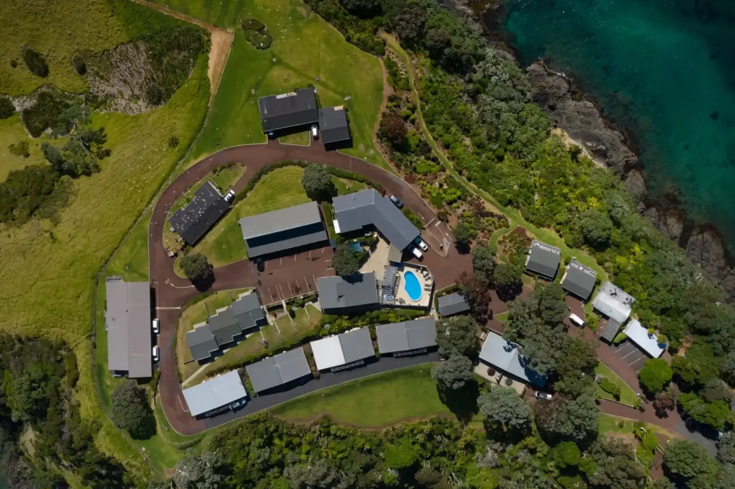 Pacific Rendezvous Resort Motel 1500x999