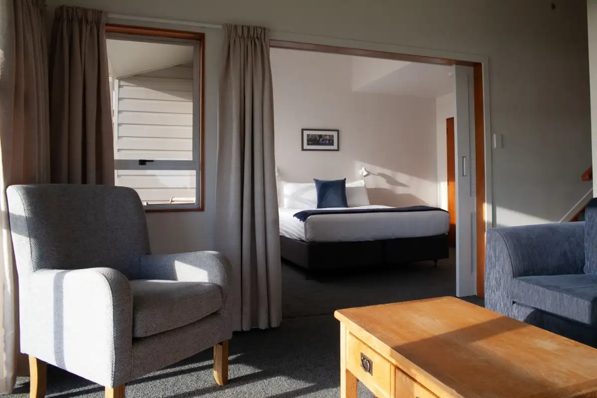 Pacific Rendezvous Resort Motel 2